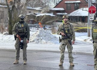 Watch This Crazy Grilling of People Anti-ICE Activists Thought Were Federal Agents Watch This Crazy Grilling of People Anti-ICE Activists Thought Were Federal Agents