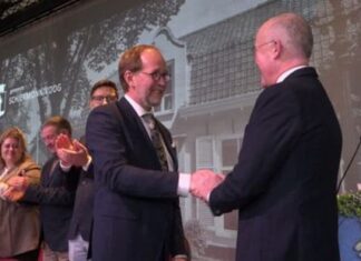 Kersverse burgemeester schept duidelijkheid voor Schiermonnikoog: ‘Dit blijft Friesland’ Kersverse burgemeester schept duidelijkheid voor Schiermonnikoog: ‘Dit blijft Friesland’