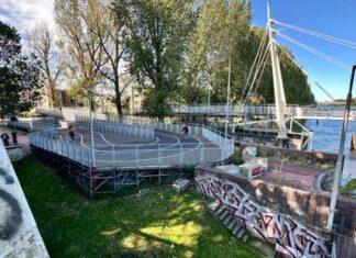 Een pontje als alternatief voor de Gerrit Krolbrug? ‘Alle opties liggen nog op tafel’ Een pontje als alternatief voor de Gerrit Krolbrug? ‘Alle opties liggen nog op tafel’