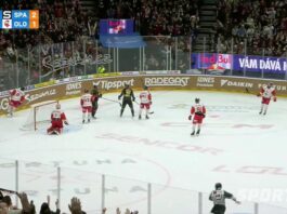 Snad každý tušil, že jde o ofsajd. Rozhodčí přesto gól Sparty museli uznat