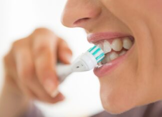 New whitening powder activates with your electric toothbrush New whitening powder activates with your electric toothbrush