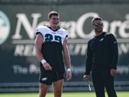 Eagles promote from within to replace Christian Parker