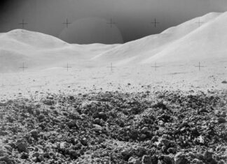 New Lunar Regolith Analysis Challenges Meteorite-Water Theory New Lunar Regolith Analysis Challenges Meteorite-Water Theory