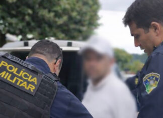 Homem que teria supostamente ameaçado prefeito de Presidente Médici é detido pela polícia militar e tem canivete e uma faca apreendidos Homem que teria supostamente ameaçado prefeito de Presidente Médici é detido pela polícia militar e tem canivete e uma faca apreendidos