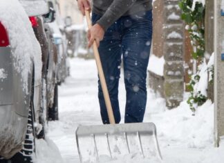 Winterdienst-Pflicht 2026: Wer muss wann bei Schnee und Glätte den Gehweg räumen? Winterdienst-Pflicht 2026: Wer muss wann bei Schnee und Glätte den Gehweg räumen?