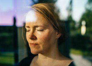 The ‘rescuer’ trap: Why trying to help a toxic person is actually holding you back The ‘rescuer’ trap: Why trying to help a toxic person is actually holding you back