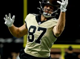 Should the Saints bring back Foster Moreau?