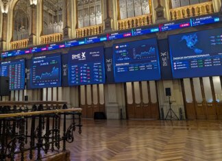 El Ibex conquista los 17.800 puntos y marca nuevos máximos El Ibex conquista los 17.800 puntos y marca nuevos máximos