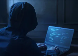 De ce manipularea online se rÄspĂąndeÈte rapid Èi cum poate fi prevenitÄ. CĂąnd statul nu pune limite, algoritmii o fac De ce manipularea online se rÄspĂąndeÈte rapid Èi cum poate fi prevenitÄ. CĂąnd statul nu pune limite, algoritmii o fac