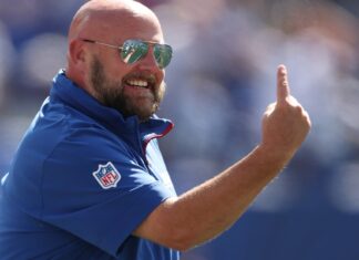Brian Daboll reportedly expected to choose Titans over Eagles (if not hired as Raiders head coach) Brian Daboll reportedly expected to choose Titans over Eagles (if not hired as Raiders head coach)