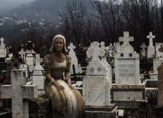 „Unde te-AI dus, Vasile?” Un cimitir din Olt e primul din lume cu bocitoare generate de AI „Unde te-AI dus, Vasile?” Un cimitir din Olt e primul din lume cu bocitoare generate de AI