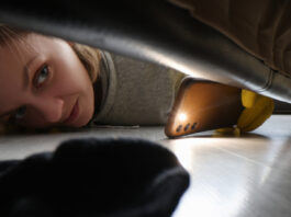 Which Android Phone Has The Best Flashlight?