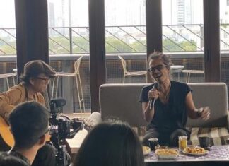 Ipang Lazuardi Rayakan 30 Tahun Berkarier Lewat Album Tumbuh Ipang Lazuardi Rayakan 30 Tahun Berkarier Lewat Album Tumbuh