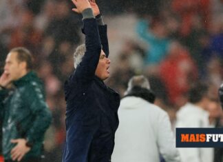 «Pedi desculpa ao Arbeloa, naquele momento esqueces-te de tudo» «Pedi desculpa ao Arbeloa, naquele momento esqueces-te de tudo»