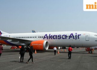 Akasa Air resumes pilot hiring after 18-month pause as fleet expansion restarts Akasa Air resumes pilot hiring after 18-month pause as fleet expansion restarts