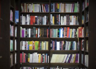 Fernando Benzo pone en valor la lectura en España: “Goza de muy buena salud, especialmente entre los jóvenes” Fernando Benzo pone en valor la lectura en España: “Goza de muy buena salud, especialmente entre los jóvenes”