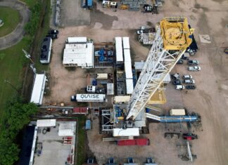 How Clean-Energy Firms Adapt Messaging in the Trump Era How Clean-Energy Firms Adapt Messaging in the Trump Era