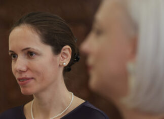 Doliu în familia președintelui Nicușor Dan! A murit bunica Mirabelei Grădinaru Doliu în familia președintelui Nicușor Dan! A murit bunica Mirabelei Grădinaru