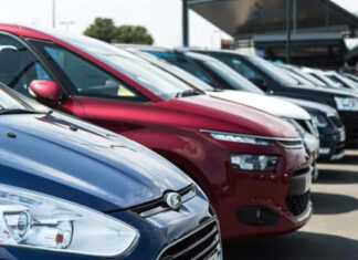 Zašto je bolje kupiti rabljeni automobil u provjerenoj auto kući nego kod privatne osobe? Zašto je bolje kupiti rabljeni automobil u provjerenoj auto kući nego kod privatne osobe?