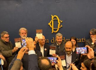 Conferenza con Casapound, la Camera annulla tutto per ordine pubblico Conferenza con Casapound, la Camera annulla tutto per ordine pubblico