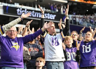 The Vikings Ignite a Stick of Dynamite, Blow Up Leadership Structure The Vikings Ignite a Stick of Dynamite, Blow Up Leadership Structure