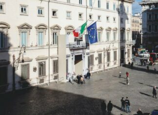 Mes usato per la sanità? No, per la Difesa. L’ipotesi che riapre il dibattito politico Mes usato per la sanità? No, per la Difesa. L’ipotesi che riapre il dibattito politico