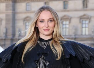 Sophie Turner meidet alles aus “Game of Thrones”-Universum Sophie Turner meidet alles aus “Game of Thrones”-Universum