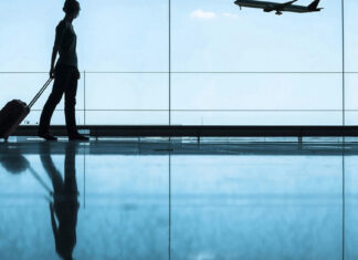 「スーツケース放置」空港の困りごとを解決? 衣類を7分の1にする装置が効く理由 「スーツケース放置」空港の困りごとを解決? 衣類を7分の1にする装置が効く理由