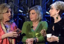 El reencuentro de Karmele Marchante con Terelu Campos y Lydia Lozano en ‘¡De Viernes!’, tras 10 años sin verse El reencuentro de Karmele Marchante con Terelu Campos y Lydia Lozano en ‘¡De Viernes!’, tras 10 años sin verse