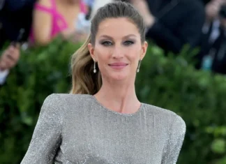 La rutina de abdominales de Gisele Bündchen para un vientre plano a los 45 años La rutina de abdominales de Gisele Bündchen para un vientre plano a los 45 años
