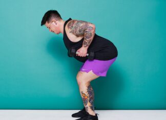 This Simple Upper-Body Dumbbell Workout Will Build Strength in Your Arms, Back, and Chest This Simple Upper-Body Dumbbell Workout Will Build Strength in Your Arms, Back, and Chest