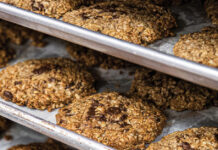 Vegan Oatmeal Raisin Cookies Vegan Oatmeal Raisin Cookies