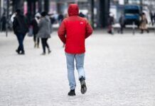 „Nur draufstreuen würde das Problem nicht lösen“: BSR dämpft Erwartungen an Tausalz-Freigabe in Berlin „Nur draufstreuen würde das Problem nicht lösen“: BSR dämpft Erwartungen an Tausalz-Freigabe in Berlin