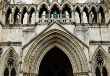 Metropolitan Police needs effective constraints on live facial recognition use, court hears Metropolitan Police needs effective constraints on live facial recognition use, court hears