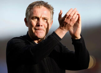 Wrexham 'working on' deals as deadline day looms Wrexham 'working on' deals as deadline day looms