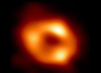 O nouă imagine a găurii negre Sagittarius A* dezvăluie un disc de materie asimetric în rotație O nouă imagine a găurii negre Sagittarius A* dezvăluie un disc de materie asimetric în rotație