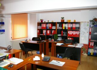 Ce salariu are o secretară de primărie. Cât câștigă cu tot cu sporuri și bonusuri Ce salariu are o secretară de primărie. Cât câștigă cu tot cu sporuri și bonusuri