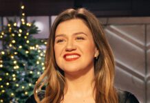 Kelly Clarkson offers rare love life update nearly 4 years after Brandon Blackstock divorce Kelly Clarkson offers rare love life update nearly 4 years after Brandon Blackstock divorce