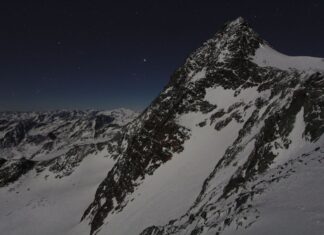 Brach Skitour auf Großglockner ab und stürzte dann bei der Abfahrt: 18-Jährige im Spital Brach Skitour auf Großglockner ab und stürzte dann bei der Abfahrt: 18-Jährige im Spital