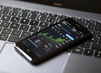 Schwerer Anlagebetrug in Innsbruck: 47-Jähriger verlor zehntausende Euro Schwerer Anlagebetrug in Innsbruck: 47-Jähriger verlor zehntausende Euro