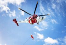 Helikoptern kan inte ta med sig personal från CSK – tar omväg Helikoptern kan inte ta med sig personal från CSK – tar omväg