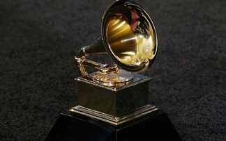 Prediksi Pemenang Grammy Awards 2026: 4 Kategori Utama Prediksi Pemenang Grammy Awards 2026: 4 Kategori Utama