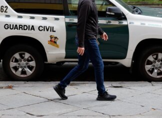 La Guardia Civil halla sin vida al presunto autor del asesinato de una mujer en Mos (Pontevedra) La Guardia Civil halla sin vida al presunto autor del asesinato de una mujer en Mos (Pontevedra)