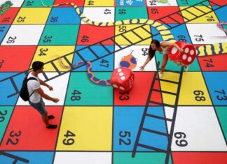 Bored of snakes and ladders? Some maths can help bring back the fun Bored of snakes and ladders? Some maths can help bring back the fun