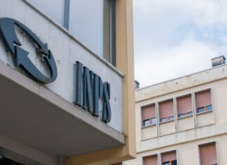 Inps assume 6.000 funzionari e assistenti, anche con diploma: i concorsi previsti Inps assume 6.000 funzionari e assistenti, anche con diploma: i concorsi previsti