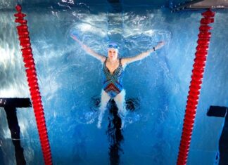Österåsbadet öppet för alla – så tycker premiärbadarna Österåsbadet öppet för alla – så tycker premiärbadarna