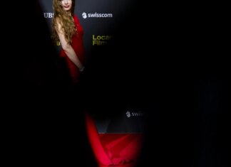 Xenia Tchoumi taucht in den Epstein-Files auf Xenia Tchoumi taucht in den Epstein-Files auf