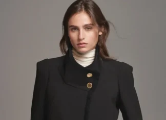 Combinar las chaquetas básicas del Zara con pantalones vaqueros, una tendencia al alza Combinar las chaquetas básicas del Zara con pantalones vaqueros, una tendencia al alza