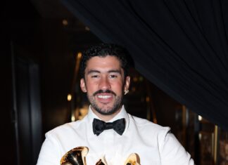 Bad Bunny, triunfador de los Grammy 2026 y dueño de un imperio inmobiliario: así vive la estrella del próximo ‘show’ de la Super Bowl Bad Bunny, triunfador de los Grammy 2026 y dueño de un imperio inmobiliario: así vive la estrella del próximo ‘show’ de la Super Bowl