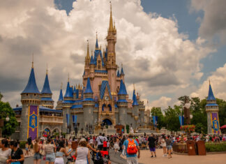 Rezultati Disneya pod pritiskom pada stranih gostiju Rezultati Disneya pod pritiskom pada stranih gostiju